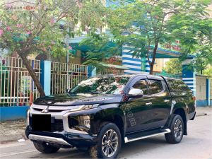 Xe Mitsubishi Triton 4x2 AT Mivec Premium 2020