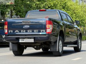 Xe Ford Ranger XLS 2.2L 4x2 AT 2020