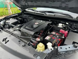 Xe Mitsubishi Triton 4x2 AT Mivec 2020