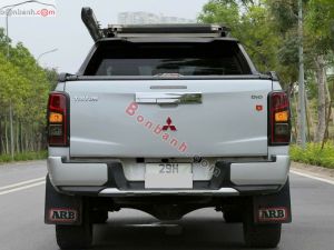Xe Mitsubishi Triton 4x2 AT Mivec Premium 2019