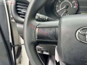 Xe Toyota Hilux 2.4L 4x2 MT 2020
