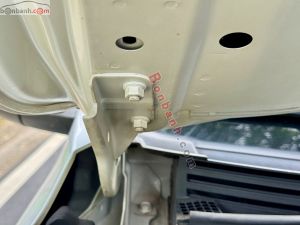 Xe Mitsubishi Triton 4x2 AT Mivec 2021