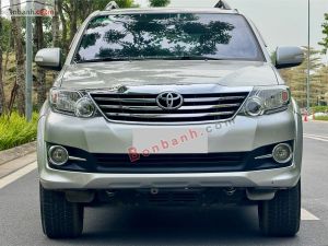 Xe Toyota Fortuner 2.7V 4X2 AT 2016