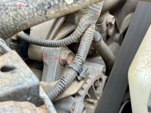 Xe Toyota Fortuner 2.7V 4X2 AT 2016