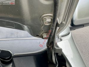 Xe Toyota Fortuner 2.7V 4X2 AT 2016