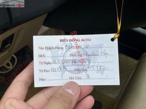 Xe Toyota Fortuner 2.7V 4X2 AT 2016