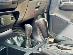 Xe Toyota Fortuner 2.7V 4x4 AT 2015