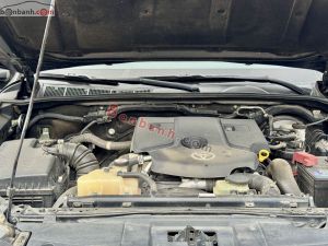 Xe Toyota Hilux 2.8L 4x4 AT 2021