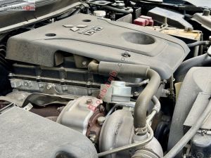 Xe Mitsubishi Triton 4x4 AT Mivec Premium 2021