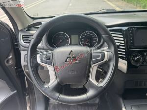 Xe Mitsubishi Triton 4x2 AT 2019