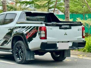 Xe Mitsubishi Triton Athlete 4x2 AT 2022