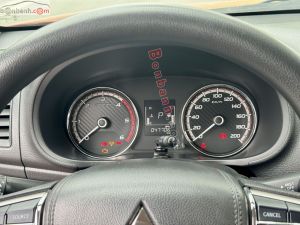 Xe Mitsubishi Triton 4x2 AT Mivec 2020