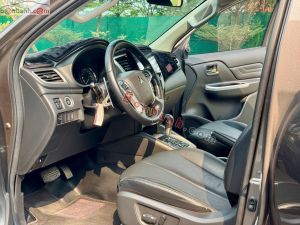 Xe Mitsubishi Triton 4x2 AT Mivec Premium 2019