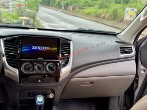 Xe Mitsubishi Triton 4x2 AT 2019