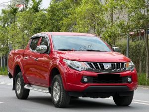 Xe Mitsubishi Triton 4x2 AT 2019